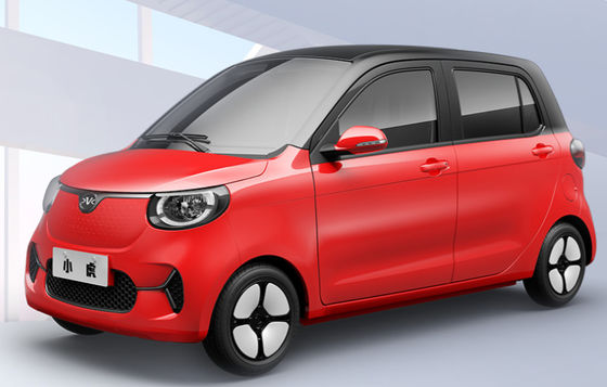 2440mm Radstütze EV Elektroauto 5 Türen 4 Sitzplätze mit ternärer Lithiumbatterie
