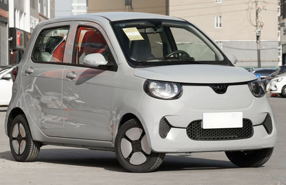 LHD Steering EV Elektroauto 4 Sitzplätze mit großer Reichweite 205 km