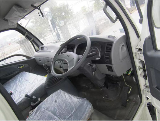 85 km/h Diesel-Leichtgewichts-LKW 4x4 Doppelreihe Zaun-LKW