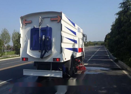 DONGFENG Sanitärversorgung Müllentsorgung Lastwagen Straßenwäscher Eur V Emission